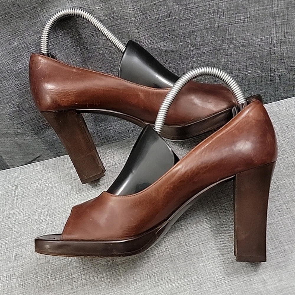 Joan Helpern VTG Brown Leather Peep Toe block heels  Italy Women's Shoes SZ 6M